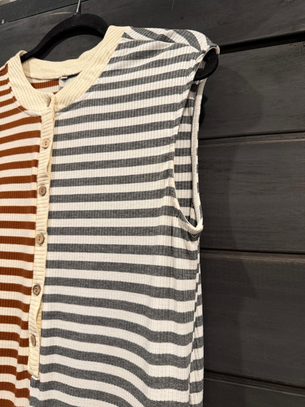 Two-Tone Striped Sleeveless Maxi Dress - Brown & Gray - Picture 3 of 8